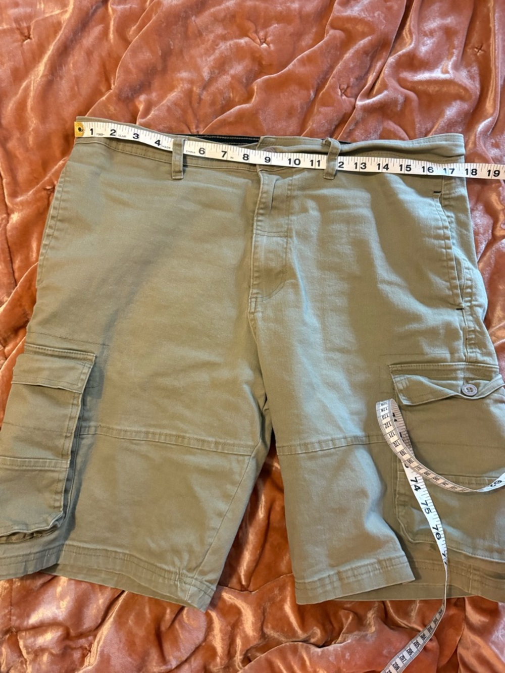 Monument Classic Olive Cargo Shorts for Men - Picture 6 of 7